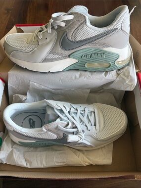 New Nike Air Max Sneakers in White, Light Gray & Mint